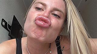 Sweet delicious juicy lips with kisses and gloss! MP4