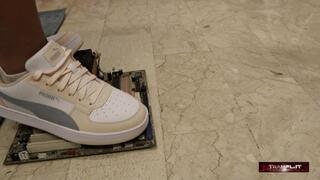 A977 Lady Bea in Crush Crush