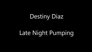 Pumping Milk From Massive Tits - 20mins!