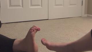 Toe wrestling