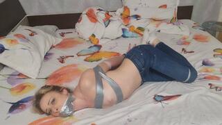 STRUGGLE BONDAGE STRETCHING FUR TEASE