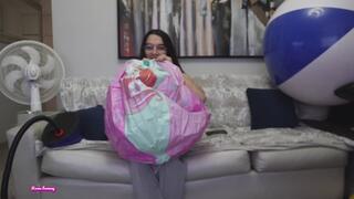 Owllete pops Ariel themed beach ball part 2