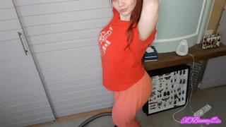 Naked vacuuming bedroom floor ( vacuum fetish )
