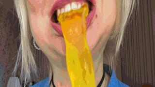 Men as Treats: Jeannette's Live Stream WMV