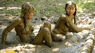 May and Nicole on the Mud Pole