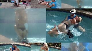 Hot horny blonde MILF get her first water bound orgasms (MP4 SD 3500kbps)