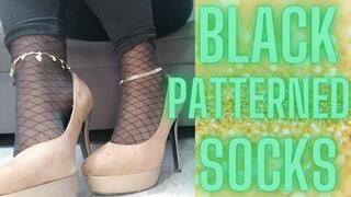 (60) BLACK PATTERNED SOCKS