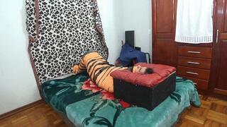 Domination of two beautiful princesses lesbian kissing while they stand there on the face of the cuckold slave in facesitting By Thay flores , Sara Rosa and Daniel SantiagoCam By Dani Full Hd