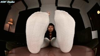 Hunny Bear dirty sock sole pov with toe wiggling! - MP4
