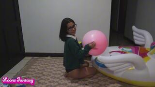 Akina pops a huge pink balloon (720)