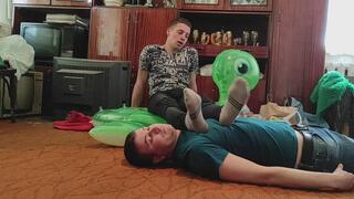 Jason feet show on Eugene body