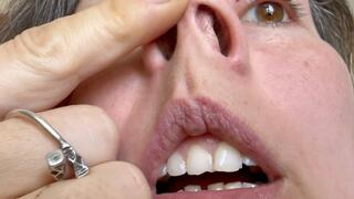 you pay her fto get her spit and snot at your face