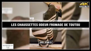 Les chaussettes odeur fromage de toutou 4K