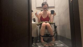 Emma in a red dress, diarrhea, menstruation, drinking coffee and eating in the toilet, reading a book - part 45