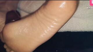 Super slippery solefuck sole cumblast starring Camila