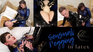 Viviene l'Amour - Sensual Pegging in Latex (1080P FULL HD)