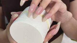 #4 - Handmodel posing