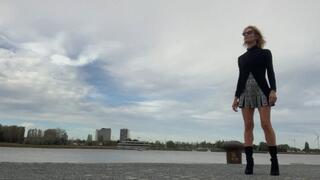 Lola Belgium flashes her Sun and Moon panties