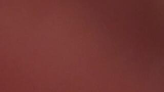 J'avale des boucles d'oreille et un collier =]