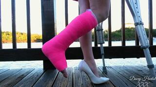 SLC Crutching In Heels MOV