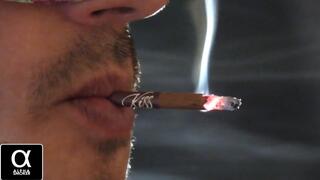 Smoking KISS Choco superslims 100s dark closeup