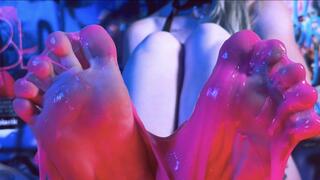 Messy Foot Play To Make You Hard