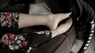 Large Stockinged Feet Worship - Full Movie