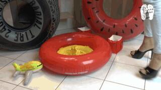 Inflatables for Christins strong feet