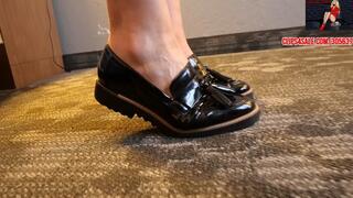 TRAMPLED UNDER A GIANTESS LOAFERS