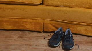 Fifi plays in mud then melted gummies then honey *new* replay