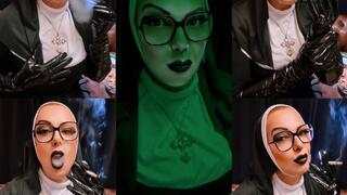 Marlboro White Menthol - The Nun