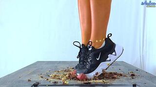 Candy Crush 1: Cum Under My Black Nike RZY 365 Summits - Slave Cam - 98SLC