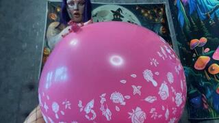 Amal play with dildo on balloon