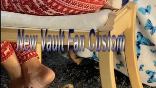 Goddess Gabbie21 Vault Fan Christmas Custom Unaware to Aware Sitting on Ex-Charlie (side view)