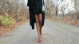 My poor tired legs are eager to get home MP4 (1920x1080) FHD