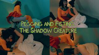 Pegging and Fisting the Shadow Creature ft Mistress Patricia Maz Morbid - Halloween Cosplay Scooby Doo