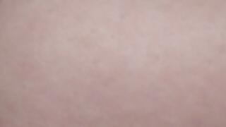 A close up of my bellybutton to the fans rubbing it ans try to see inside