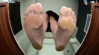 Your GIANTESS Secretary Natasha confuses you for an ant! UNAWARE CRUSH! - MP4