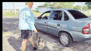 Diana Senior merciless cranking on sexy black pumps