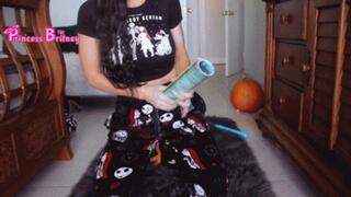 Spooky Story Hour with babysitter Britney: Bad boy ending