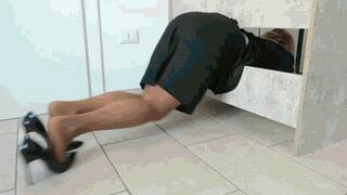 Stuck under the desk in the office MP4 (1920x1080) FHD