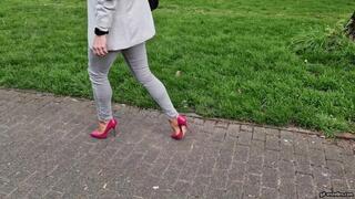 my Casadei shoe is stolen in Cologne HD wmv 1920x1080