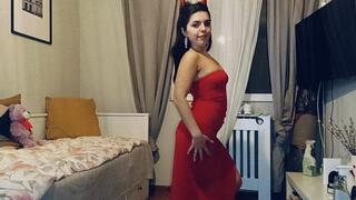 farting in my sexy dress