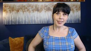 Tradwife Cuckolds Lunch hour heart to heart