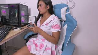 URINATE AND MASTURBATE IN PAMPERS SIZE 8