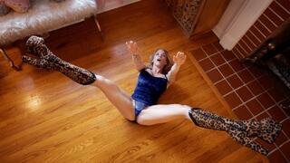 Sex Doctor Controlled - Mandy 4K