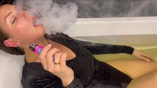 A smoke break in a warm bath