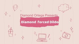 Diamond Takes a Dildo