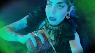 The Harpy's Feast in progress : From Starving Peasant to Rotten Morsel - FACE STUFFING, HAND OVER MOUTH