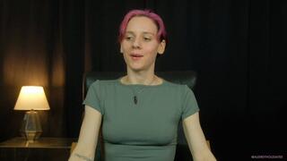 Audrey confesses she has a sneeze kink and discusses it between loud wet sneezes